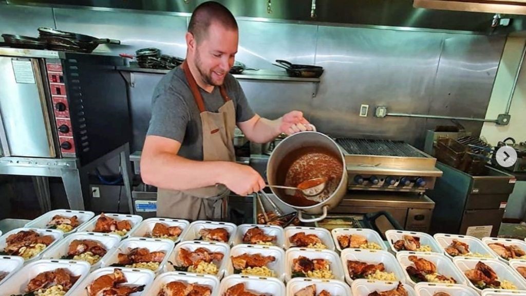 Loop Cayman: Tomfoodery Kitchen works with Feed our Future to feed 50 children