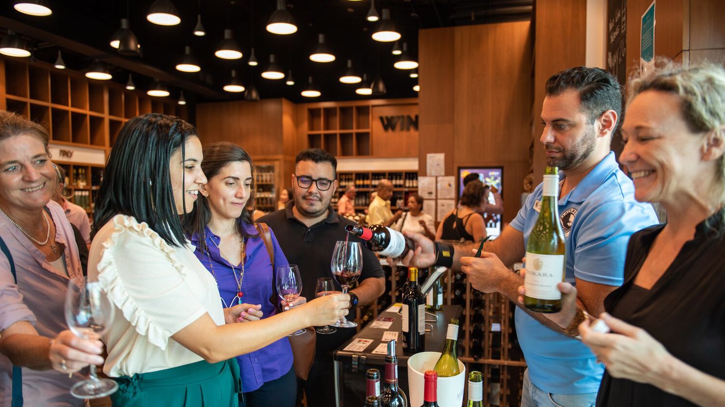 Blackbeards social wine tasting